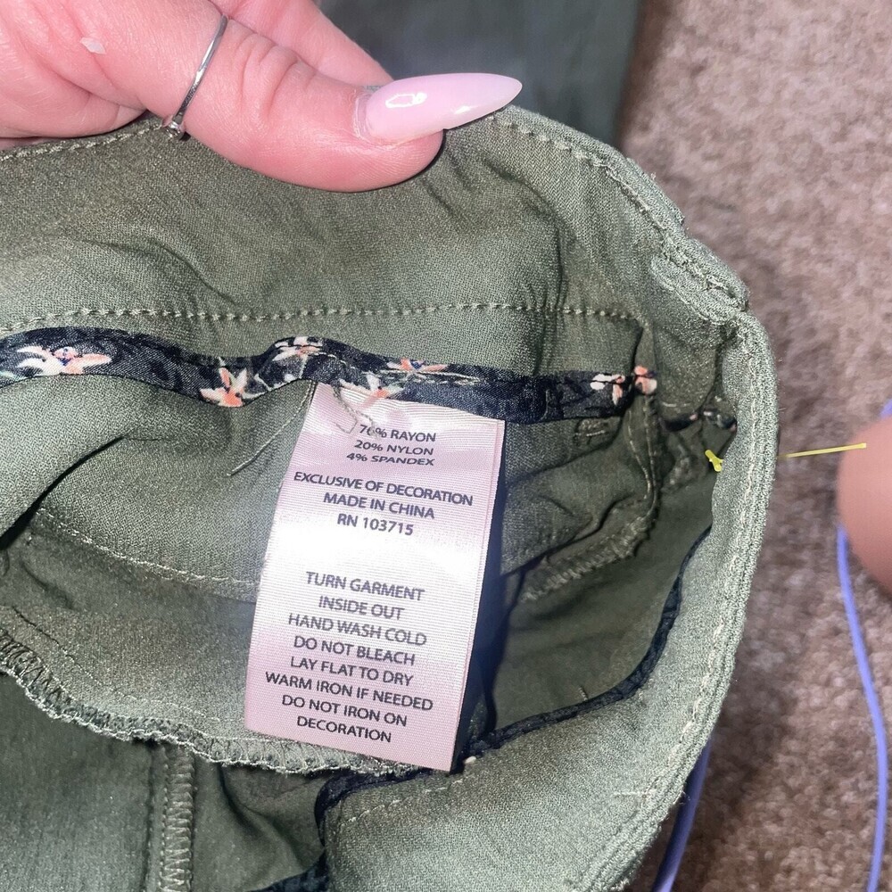 Nanette Lepore pants stretch olive green straight leg business SZ 8 comfort - Picture 10 of 11